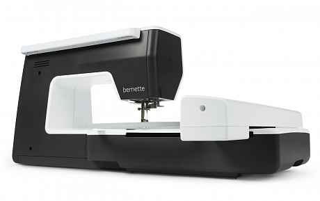 Бытовая швейно-вышивальная машина Bernette B 79