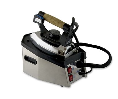 Парогенератор с утюгом Lelit PS11N