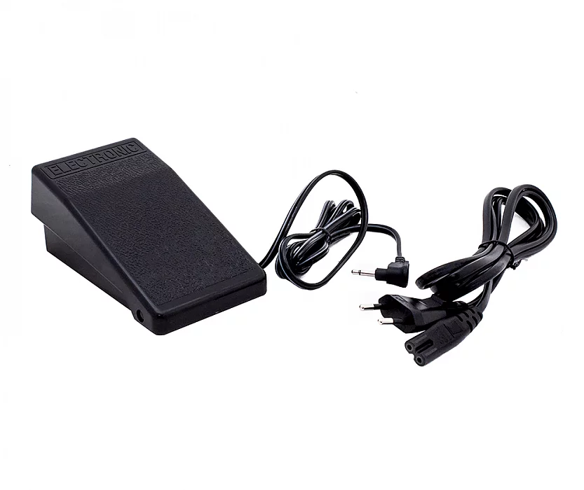 Бытовая швейная машина Janome Sewist DC740, Япония