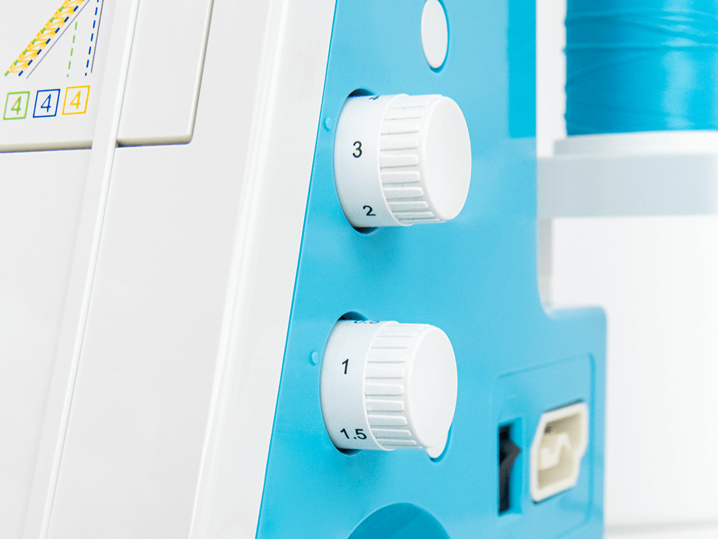 Плоскошовная машина  Necchi 1000