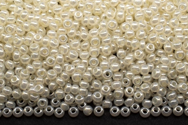 Бисер Preciosa 47102, 10гр