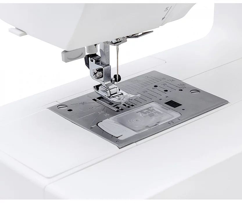 Бытовая швейная машина Janome Sewist DC740, Япония