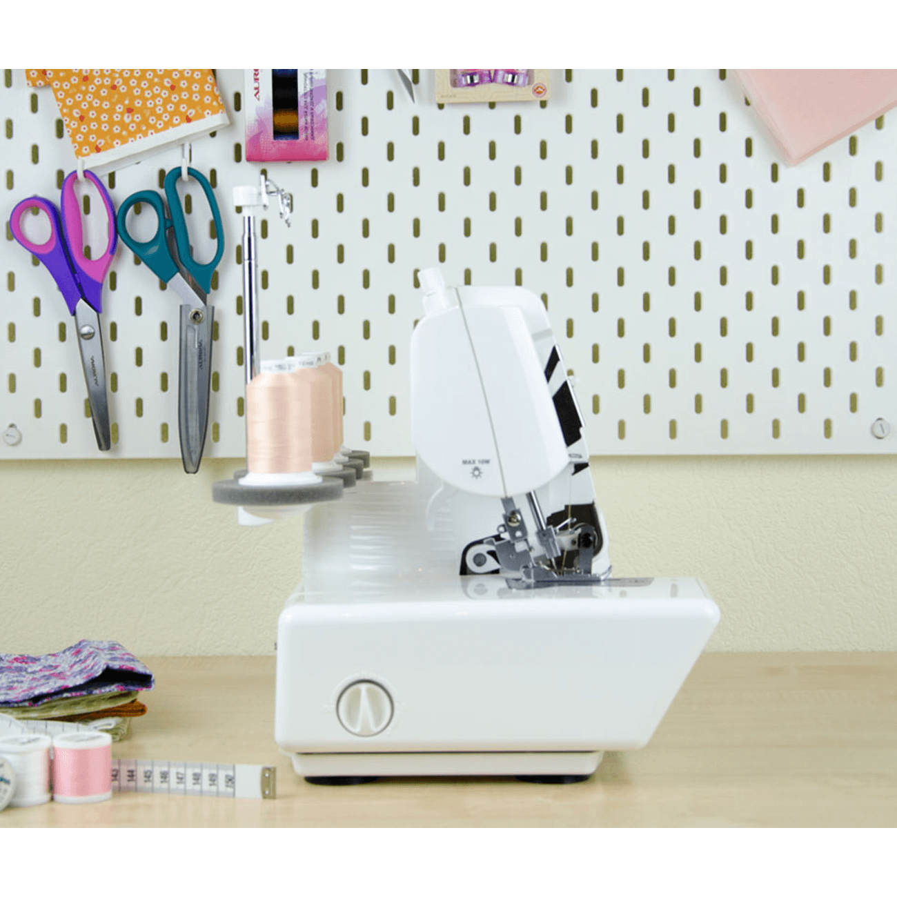 Оверлок Juki МО-104DN