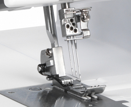 Распошивальная машина Bernette Funlock b42, Швейцария