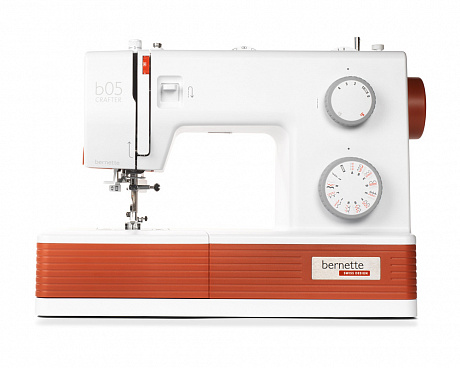 Бытовая швейная машина Bernette b05 Crafter, Швейцария