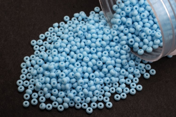 Бисер Preciosa 63000(мат) 50гр