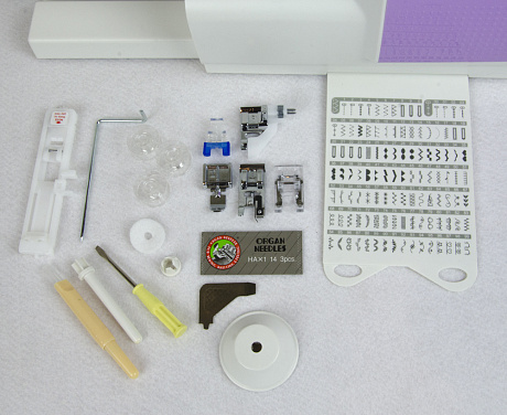 Бытовая швейная машина Aurora  Style 200