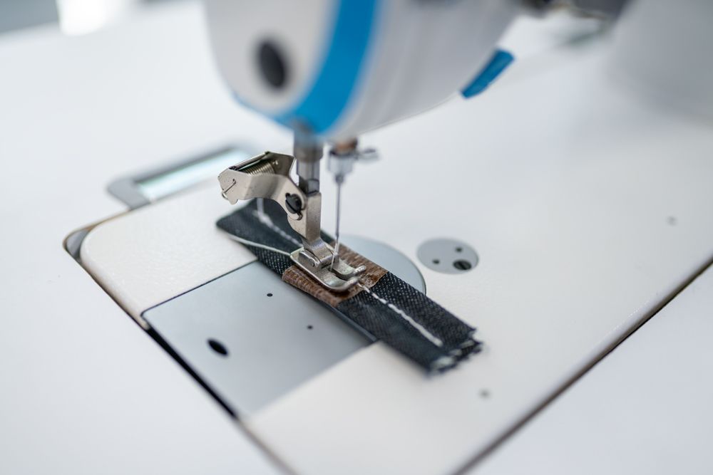 Промышленная прямострочная машина Jack F4HL-7