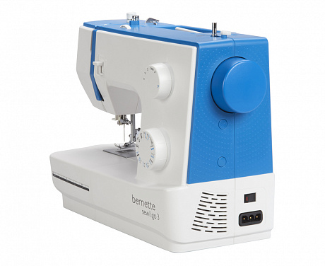 Бытовая швейная машина Bernette Sew&Go3