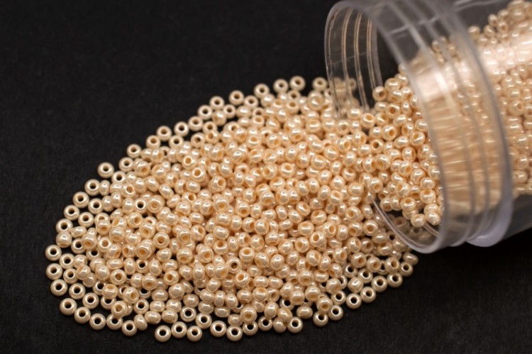 Бисер Preciosa 46112, 10гр