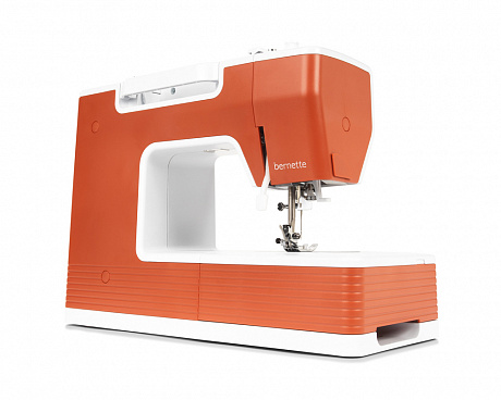 Бытовая швейная машина Bernette b05 Crafter, Швейцария
