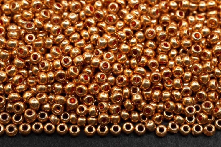 Бисер Preciosa 18305 50гр