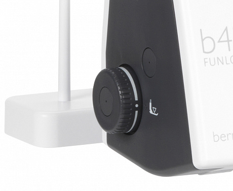 Распошивальная машина Bernette Funlock b42, Швейцария