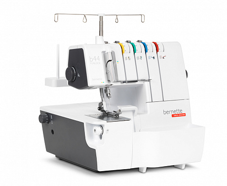 Оверлок Bernette Funlock b44, Швейцария